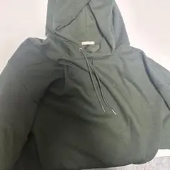 グリーンフードパーカー