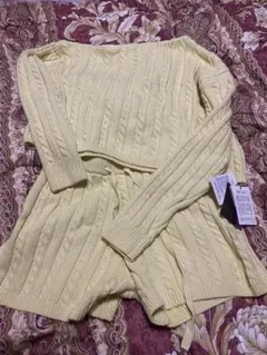 Rady イエローオフショルニットセットアップ