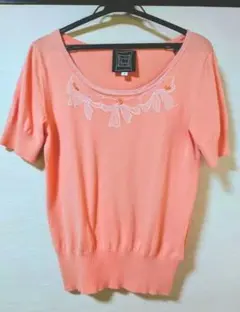 オレンジ刺繍入り半袖トップスのサムネイル