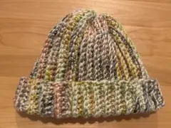 ハンドメイドのニット帽