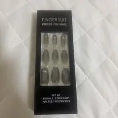 【新品】フィンガースーツプレスオンネイル ネイルチップ オリーブ 40枚