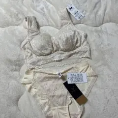 Item thumbnail for item 36a82165-79b1-4b29-a365-f775646cb25c