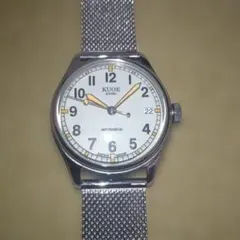 美品 クオ オールドスミス 90-002 デイト アイボリー メンズ自動巻腕時計 Amazon | [クオ] KUOE 日本製 OLD SMITH 90-002 自動巻き アイボリー