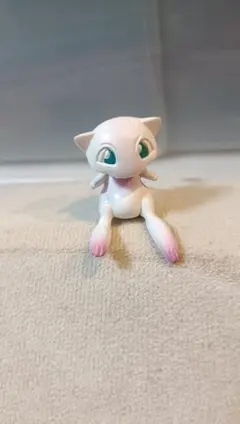 ポケモン　ポケットモンスター　モンコレ　ミュウのサムネイル