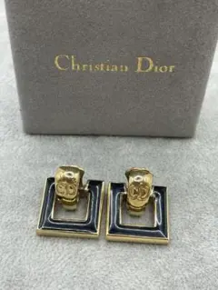 Christian Dior ヴィンテージゴールドイヤリング　ブラック　CDロゴ