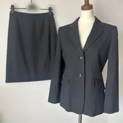 アリスバーリーAylesbury　黒スーツ　M　春～秋　USED