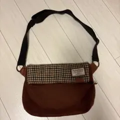 BEAMS Harris Tweed ショルダー バッグのサムネイル