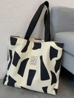 帆布トートバッグ　人気　 大容量 防水バッグ シンプル 肩掛けトートバッグ 帆布