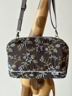 ハンドメイド　お財布ポシェット　刺繍茶