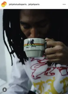 JAH JAH PARIS mug マグカップ ブルー ステッカー付き - メルカリ
