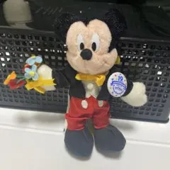 美品　ミッキー　巨人退治　ぬいば　ぬいぐるみバッジ 巨人退治 ミッキー ぬいぐるみバッジ - メルカリ