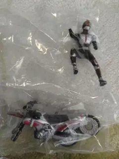 仮面ライダー フィギュアとバイク セット
