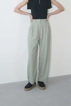 Alia line tuck tracksuit - メルカリ