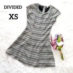 ディバイデッド　フレンチスリーブミニワンピース　XS　白黒　総柄　薄手　6538のサムネイル