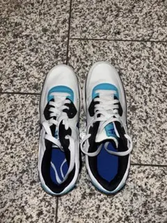 NIKE ナイキ　スニーカー