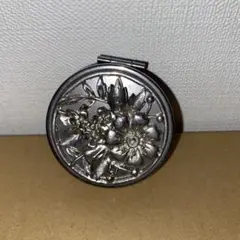 資生堂 花椿会ハイプリオール記念品 コンパクト SILVER 銀製品 昭和