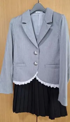 アリサナ　150サイズ　 女児　スーツ　卒業式　入学式などに