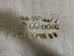 多様なデザインのピアスセット バラ売り不可