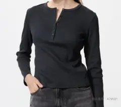 UNIQLO　リブヘンリーネックT　ブラック