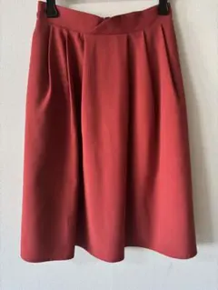 フレアスカート ひざ丈　レッド　赤　ベルメゾン　千趣会
