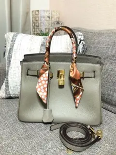 美品　本革　2way ハンドバッグ　スカーフ　ショルダー付き