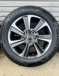 レクサス LBXエレガント純正ホイール付タイヤ4本セット225/60R17未使用