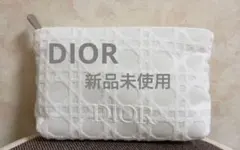 新品未使用Dior スノーエッセンスコフレ限定ポーチのサムネイル