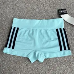 adidas ハーフパンツ（165）