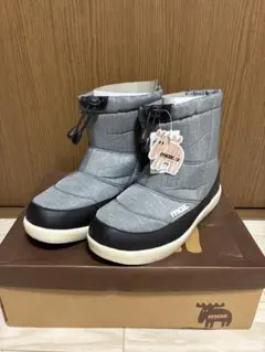 新品mozモズ☆ショートスノーブーツ