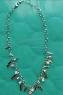 淡水パール付 リーフモチーフネックレス