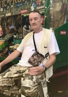 supreme シュプリームリアルツリーカモ ショルダーバッグ