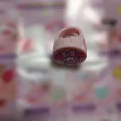 サンリオキャラクターズ　リング型マルチカラーバーム　マイメロディ