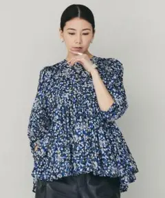 2026年現行完売品✨curensology バードシシュウブラウス　タグ付　白 2026年現行完売品✨curensology バードシシュウブラウス タグ付 白