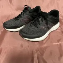 New Balance スニーカー RALAXA ランニングのサムネイル