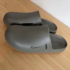 日曜値下げ中❗️❗️Nike Calm Slide（ナイキ カーム スライド)のサムネイル