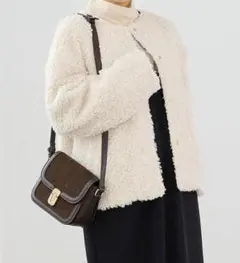 グリーンレーベルリラクシング　ノーカラーボアブルゾン　ウォッシャブル　白