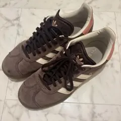 adidas ガゼル ピンク ブラウン