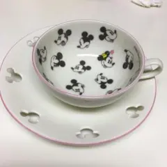 ディズニー　カップ&ソーサー　5客組