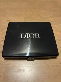 Diorショウサンククルール　アイシャドウパレット