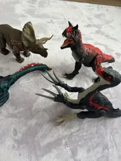 美品 ジュラシック・ワールド 恐竜 4点セット トイザらス限定