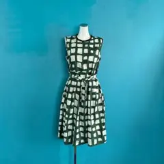 極美品♪S マックスマーラ 総柄 膝丈ワンピース ゆったり 五分袖 キーネック 極美品♪S マックスマーラ 総柄 膝丈ワンピース ゆったり 五分袖