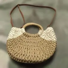 ベージュ ストロー 円形かごショルダーバッグ