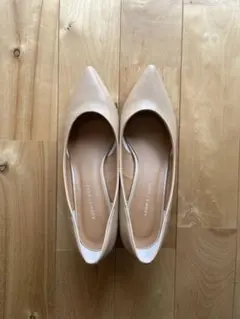 アダムエロペ　パンプス　ベージュ23.5cm