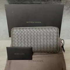 BOTTEGA VENETA イントレチャート レザー長財布 ラウンドファスナー