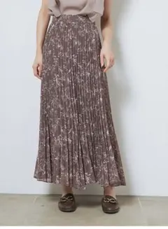 美品SNIDEL　花柄プリーツロングスカート　Mサイズ相当　モカ　オールシーズン