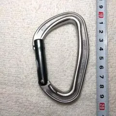 Item thumbnail for item e0fa0a43-8280-4484-9ff0-ee9824c1d533