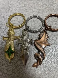 ドラゴン モチーフ キーホルダー 3種セットのサムネイル