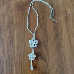 ハンドメイド　ビーズネックレス