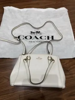新品COACH ショルダーバッグ ベージュ