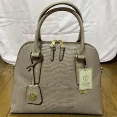 TOPKAPI LUCIAトプカピルチア　レザー型押しハンドバッグ（新品）